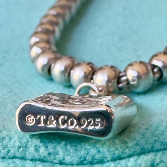 Tiffany & Co. Silver Beaded Lock Bracelet - Picture 4 of 6